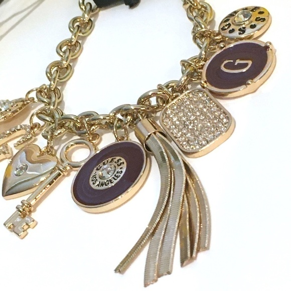 𝅺3/$29! GUESS Charm Bracelet Heart, Key, Tassel - Picture 9 of 9